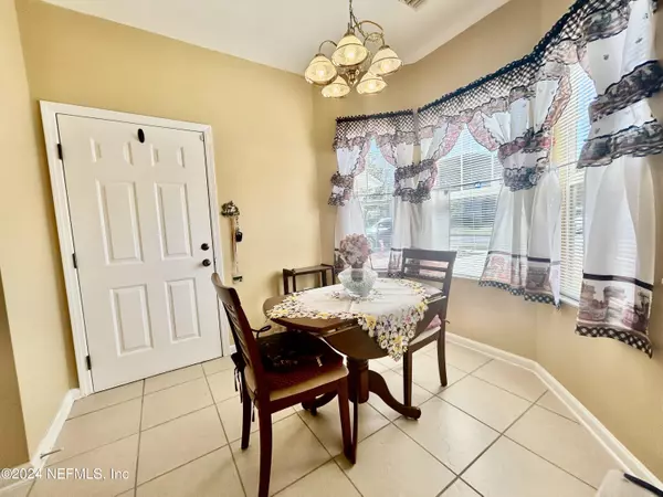 Orange Park, FL 32065,3750 SILVER BLUFF BLVD #806