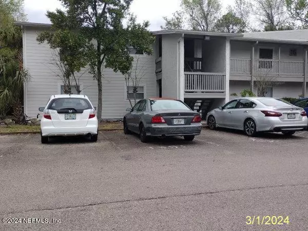 7740 SOUTHSIDE BLVD #1004, Jacksonville, FL 32256