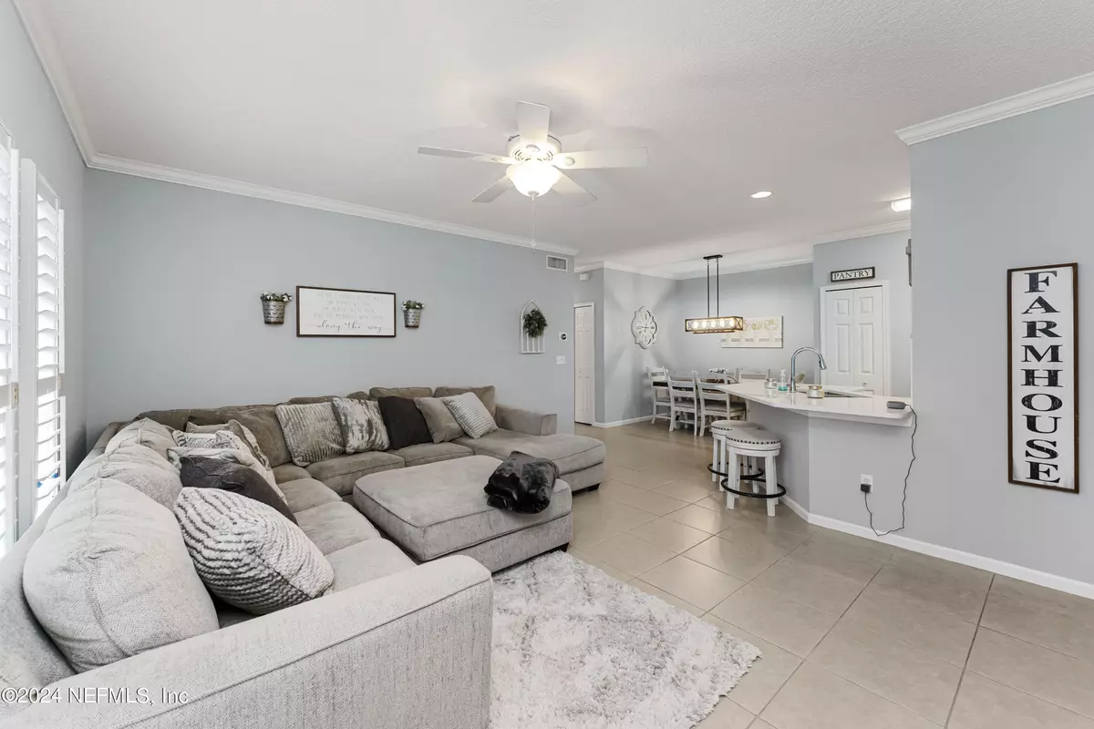 Jacksonville Beach, FL 32250,81 JARDIN DE MER PL #81