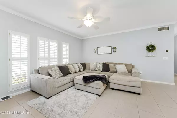 Jacksonville Beach, FL 32250,81 JARDIN DE MER PL #81