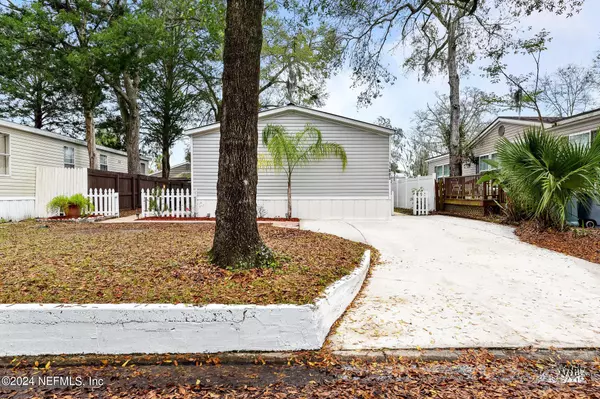 Jacksonville, FL 32256,11003 STARWOOD DR