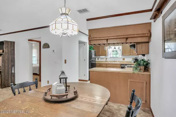 4624 TARRAGON AVE Middleburg, FL 32068