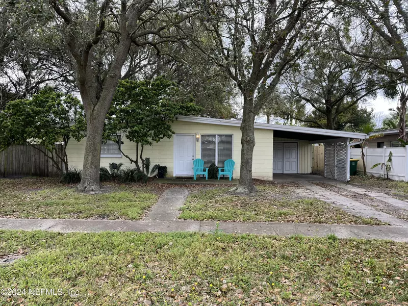 522 N 9TH AVE, Jacksonville Beach, FL 32250