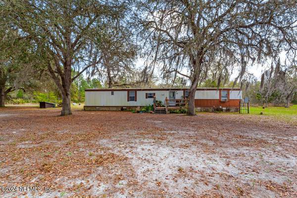 148 NANCY AVE,  Palatka,  FL 32177