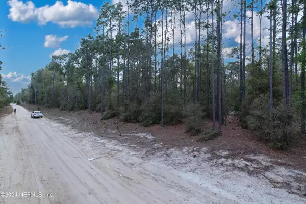 Satsuma, FL 32189,000 QUAIL HOLLOW RD