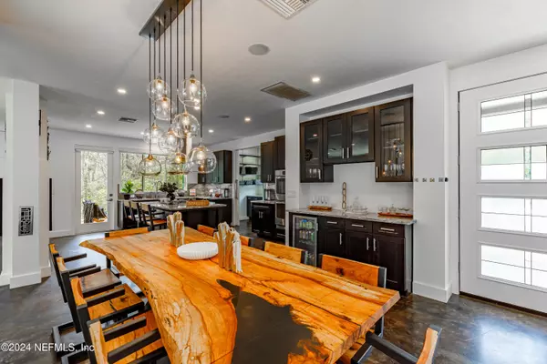 Gainesville, FL 32608,4019 SW 18TH ST