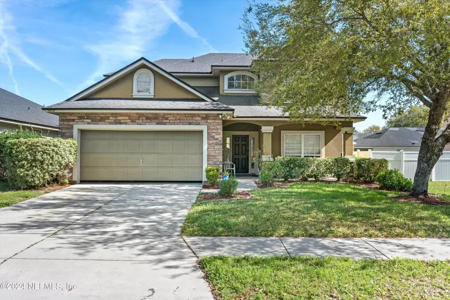 3558 LIVE OAK HOLLOW DR, Orange Park, FL 32065