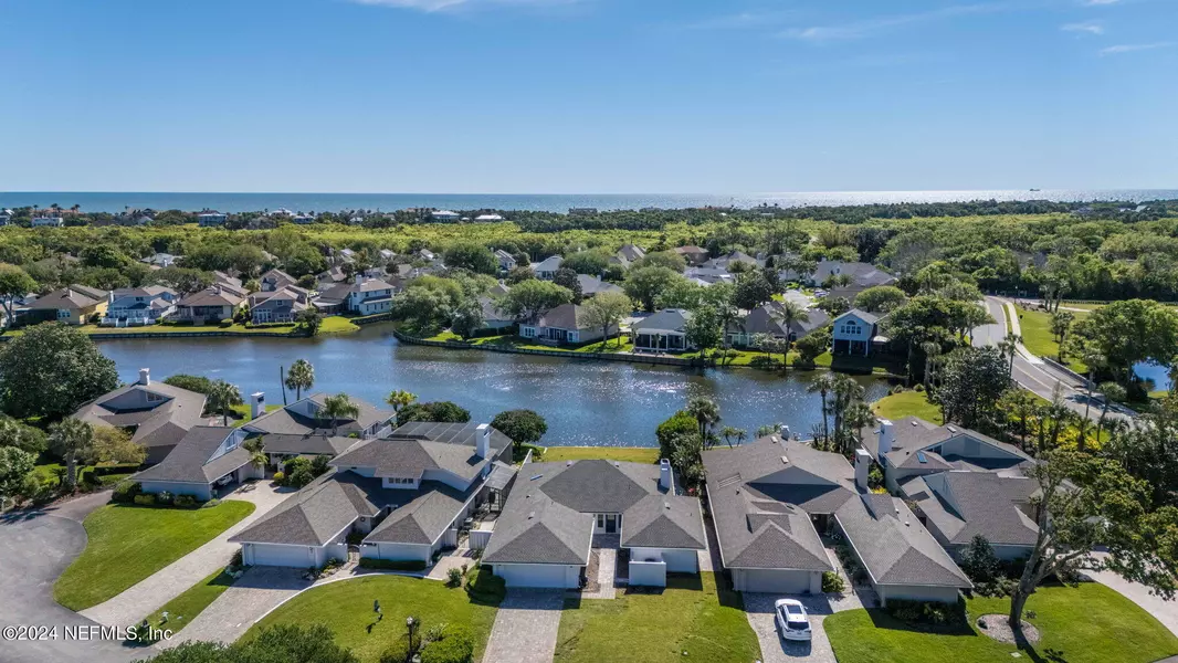 78 VILLAGE WALK LN, Ponte Vedra Beach, FL 32082