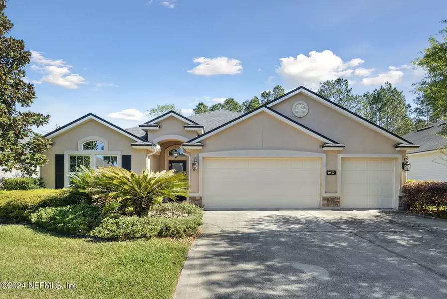 1047 SOUTHERN HILLS DR, Orange Park, FL 32065