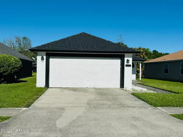 Jacksonville, FL 32246,2727 LANTANA LAKES DR W