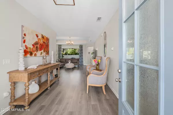 372 WILLOW LAKE DR, St Augustine, FL 32092