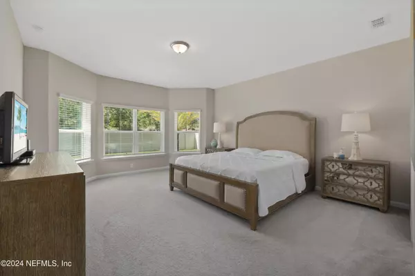 372 WILLOW LAKE DR, St Augustine, FL 32092