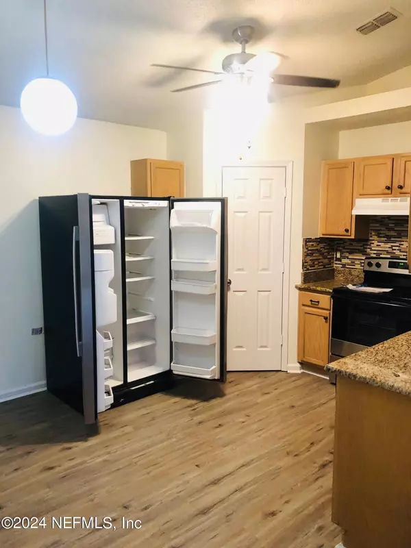 Atlantic Beach, FL 32233,710 MAIN ST