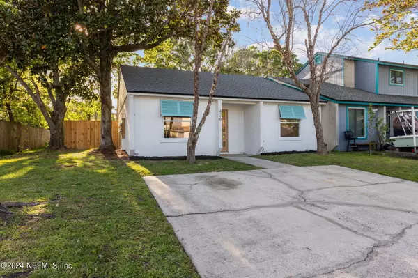 Atlantic Beach, FL 32233,426 AQUATIC DR