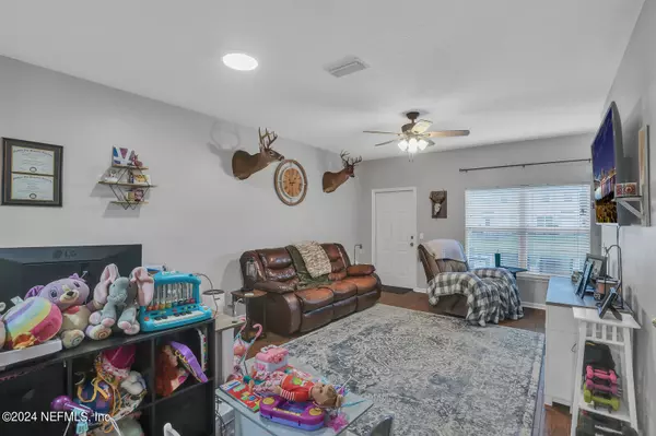 712 MIDDLE BRANCH WAY St. Johns, FL 32259