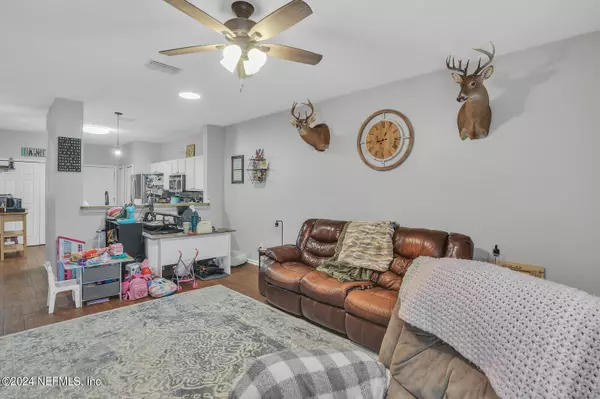 712 MIDDLE BRANCH WAY St. Johns, FL 32259