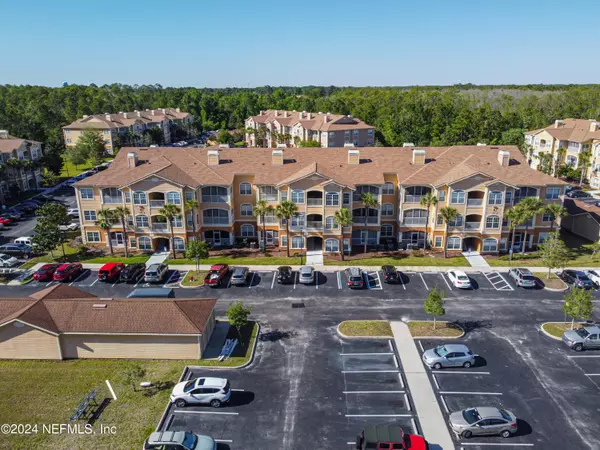 St Augustine, FL 32084,260 OLD VILLAGE CENTER CIR #8211