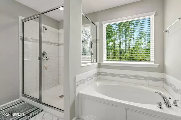 Orange Park, FL 32073,684 SYCAMORE WAY