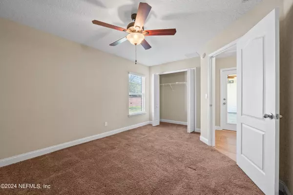 9269 SPIDER LILY LN, Jacksonville, FL 32219