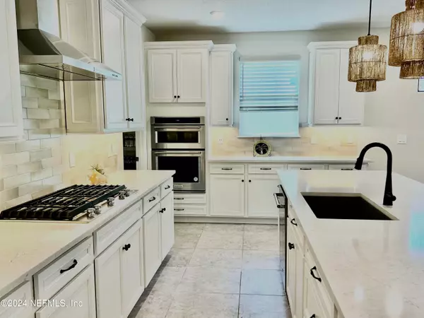 Ponte Vedra, FL 32081,42 HAZELWOOD DR