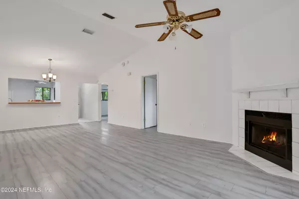 Ponte Vedra Beach, FL 32082,1011 SEA HAWK DR