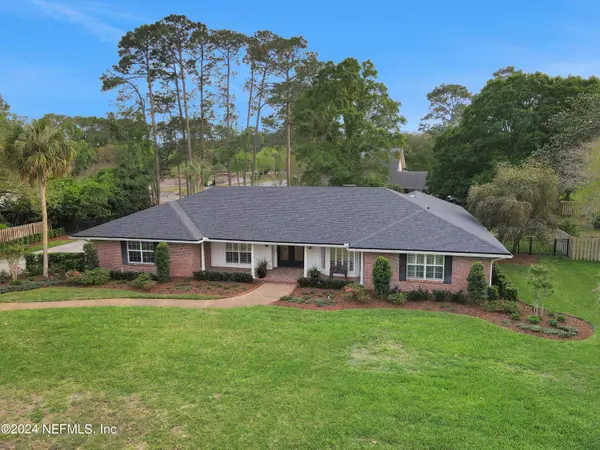 Jacksonville, FL 32256,8173 PINE LAKE RD