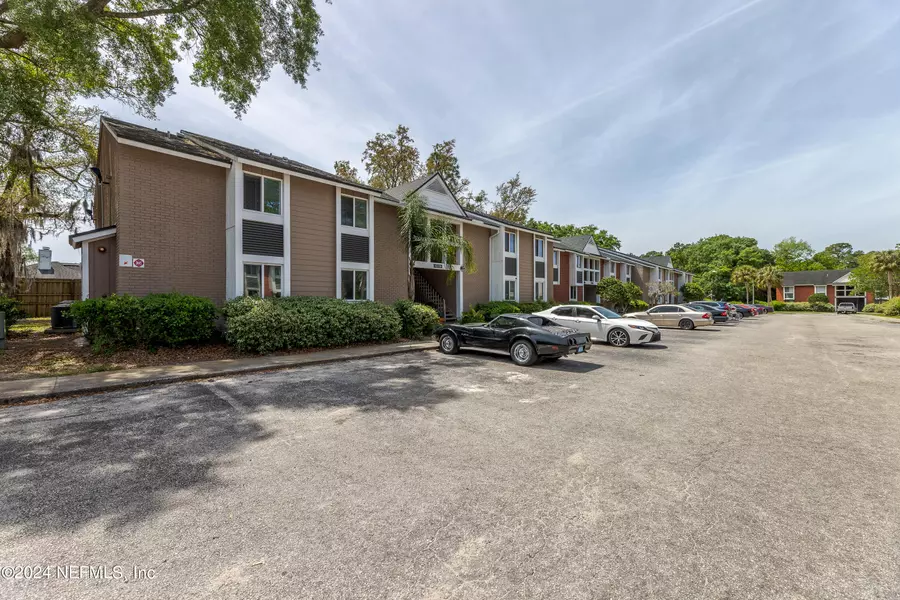 8880 OLD KINGS RD #134, Jacksonville, FL 32257