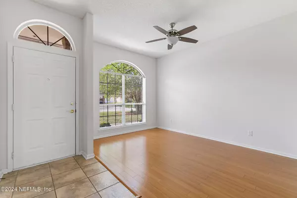 Jacksonville, FL 32257,5375 BLUE PACIFIC DR W