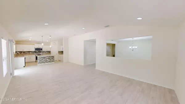 Jacksonville, FL 32246,2155 CHANDLERS WALK LN