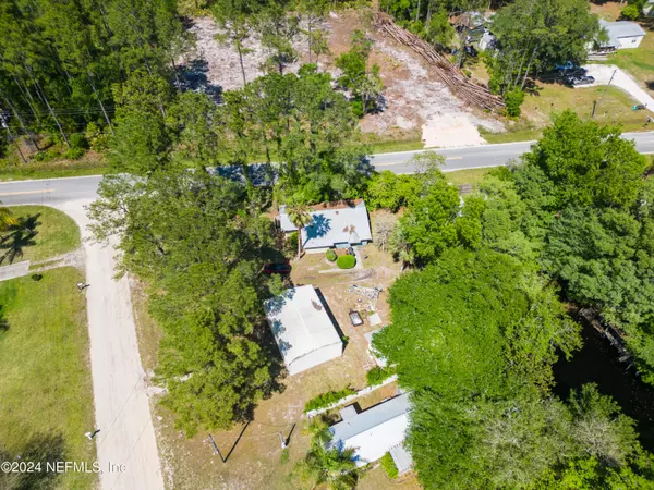Satsuma, FL 32189,102 JILL LN