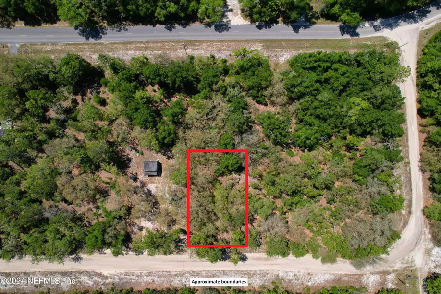 109 EAST DR, Florahome, FL 32140