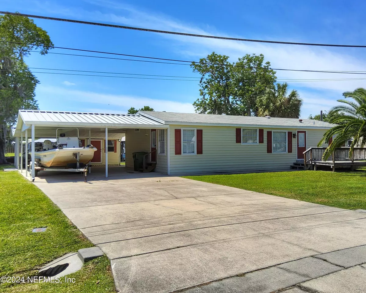 Welaka, FL 32193,44 SCOTT ST