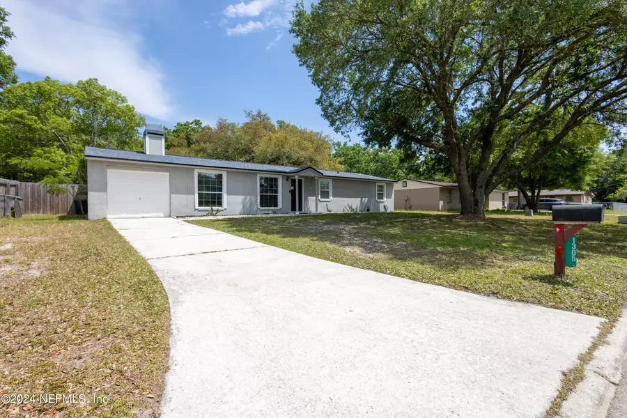 1305 YELLOWSTONE DR, Orange Park, FL 32065