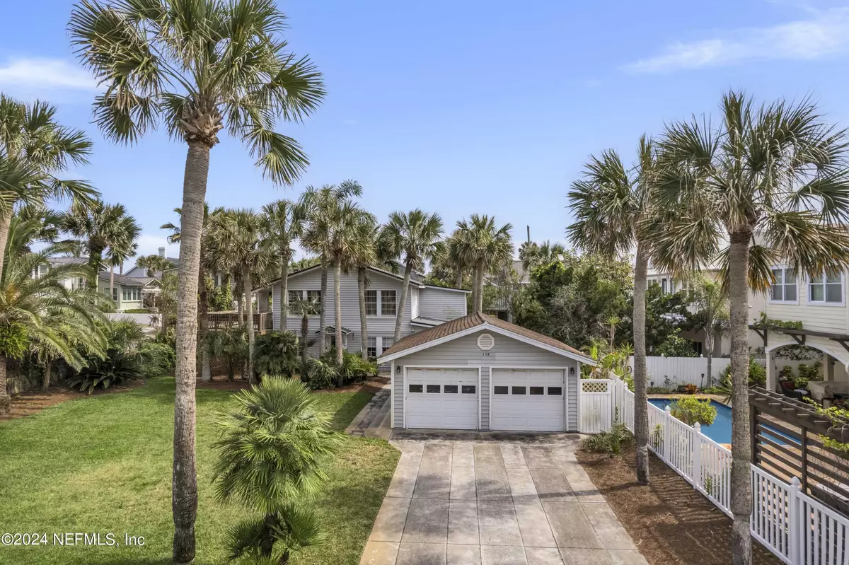 Neptune Beach, FL 32266,119 OAK ST