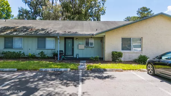 1283 THE  GROVE,  Orange Park,  FL 32073