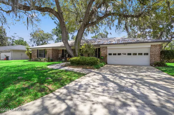 Jacksonville Beach, FL 32250,30 FAIRWAY RD