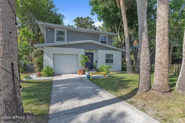 416 HOPKINS ST, Neptune Beach, FL 32266