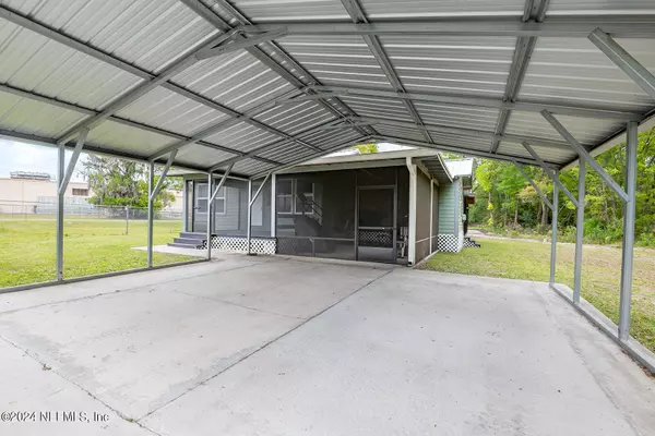 Starke, FL 32091,408 S ORANGE ST