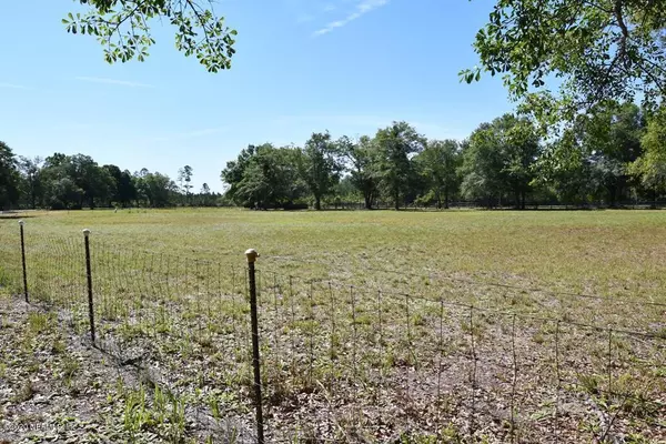 5779 HOGARTH LOT 8 RD, Green Cove Springs, FL 32043