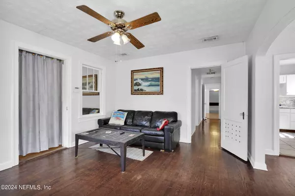 Jacksonville, FL 32208,356 E 45TH ST