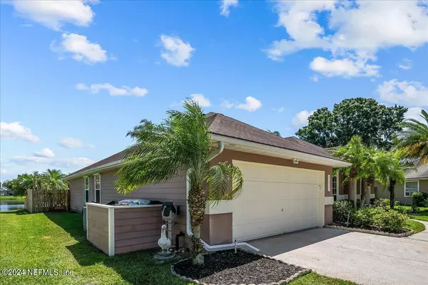 Fleming Island, FL 32003,1571 LAKE BEND PL