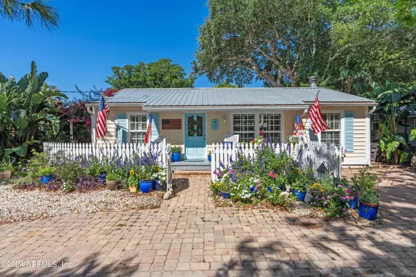 Charming and Convenient: A St. Augustine Cottage with Modern Upgrades