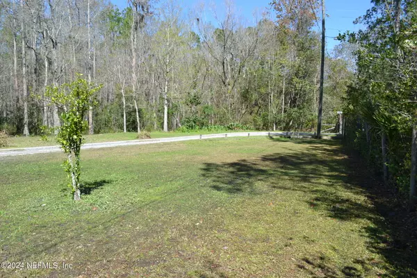 Middleburg, FL 32068,561 JILL RD