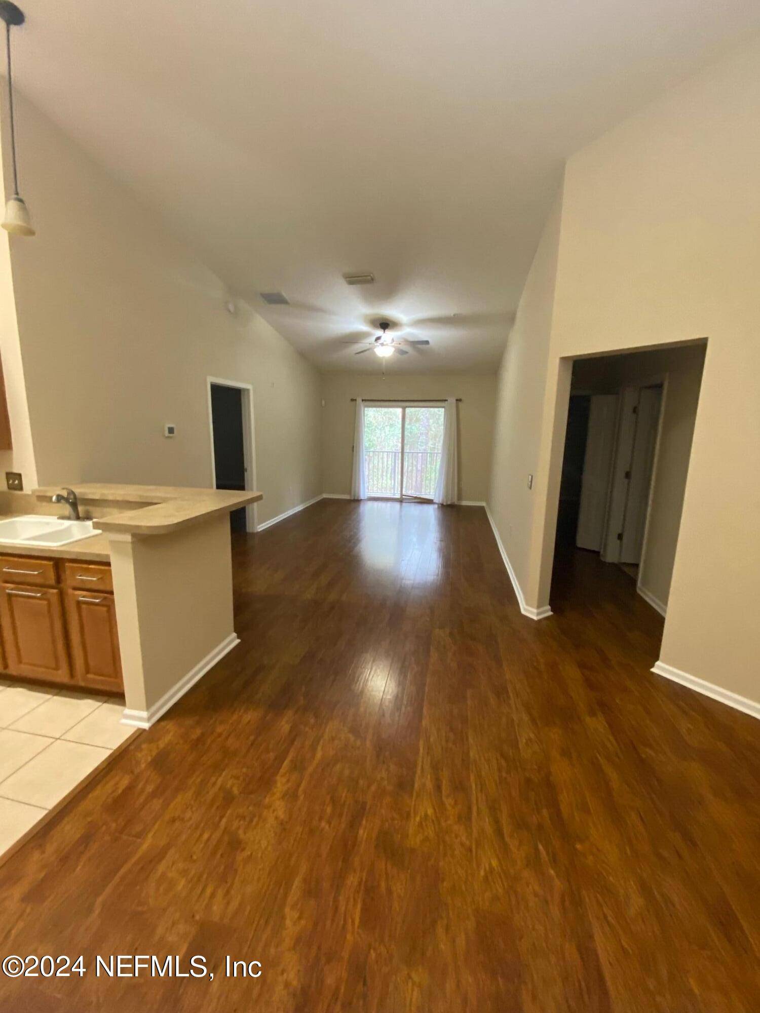 Jacksonville, FL 32244,6051 MAGGIES CIR #114