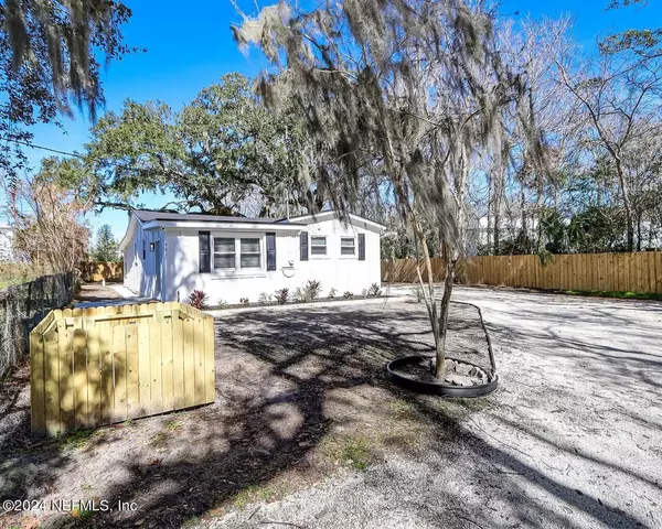 Jacksonville, FL 32233,931 DILLARD RD