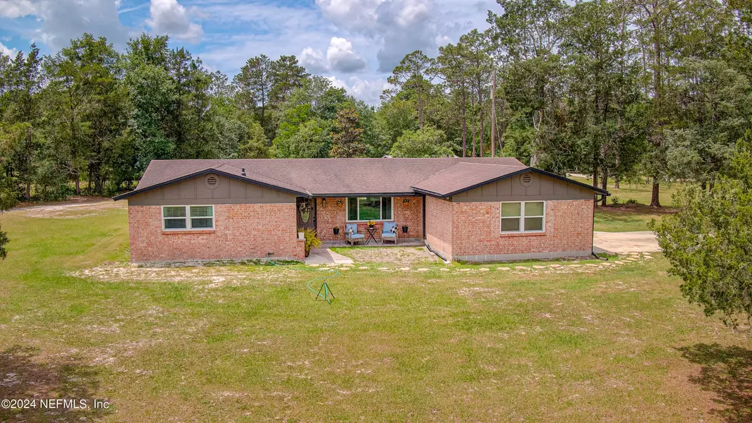 3963 BRONCO RD, Middleburg, FL 32068