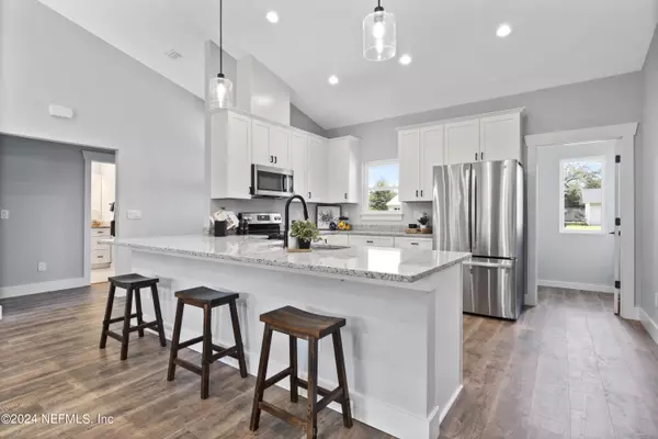 St. Augustine, FL 32086,5321 SHORE DR