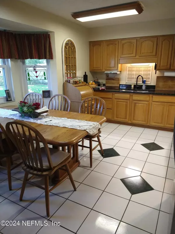 Fleming Island, FL 32003,6543 OAK DR