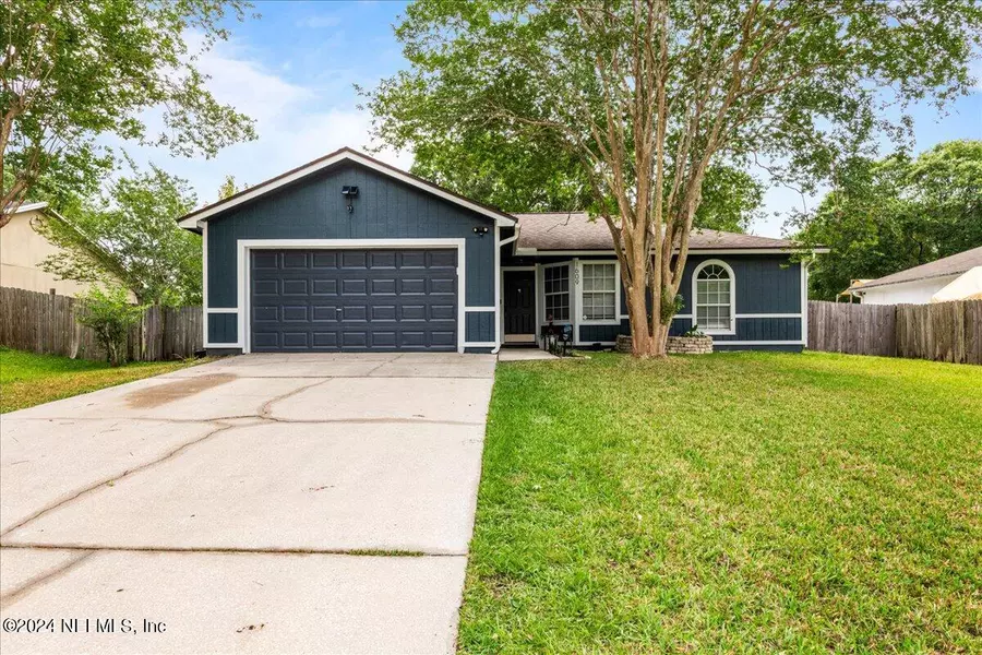 1609 TWIN OAK LN, Middleburg, FL 32068
