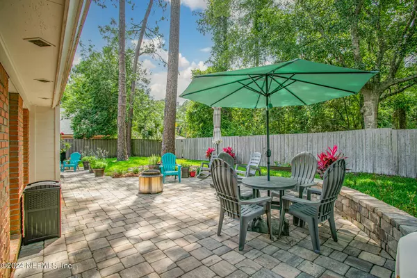 Jacksonville, FL 32223,1854 PLANTATION OAKS DR